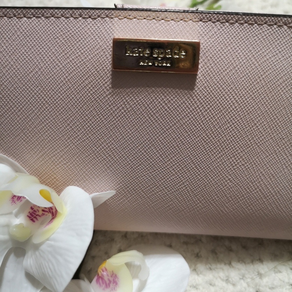 Kate Spade Pink/Blush Wallet - Picture 2 of 8